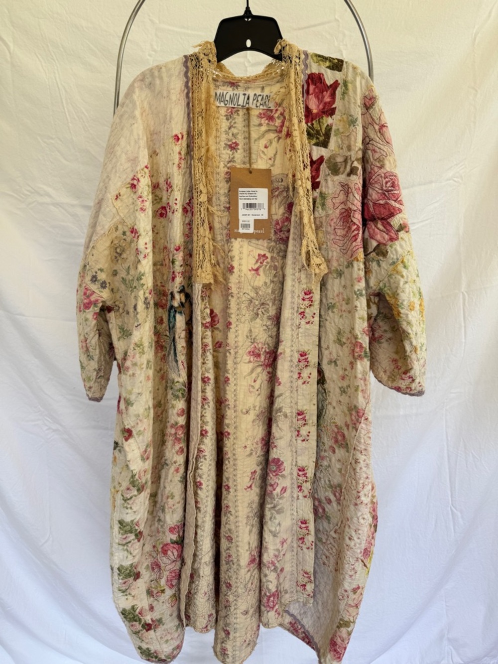 Magnolia Pearl Cream Floral Quilted Duster with Lace Trim
